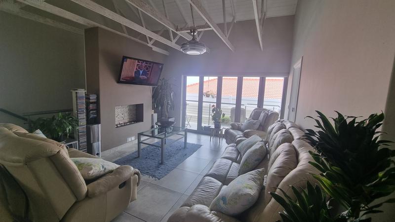 4 Bedroom Property for Sale in Groot Brakrivier Central Western Cape